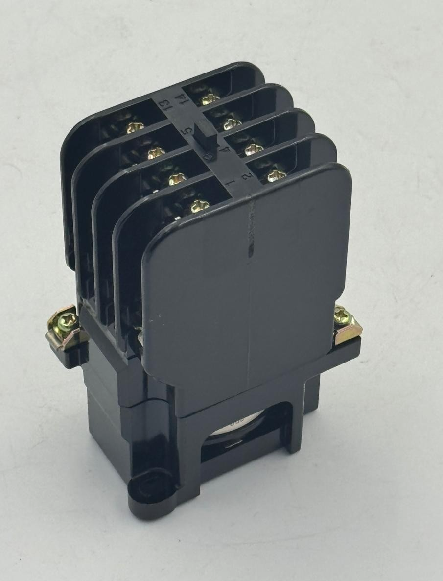 Fuji Electric SRCa503F Auxiliary Relay | 240V Coil | Made in Japan(1 pcs )4