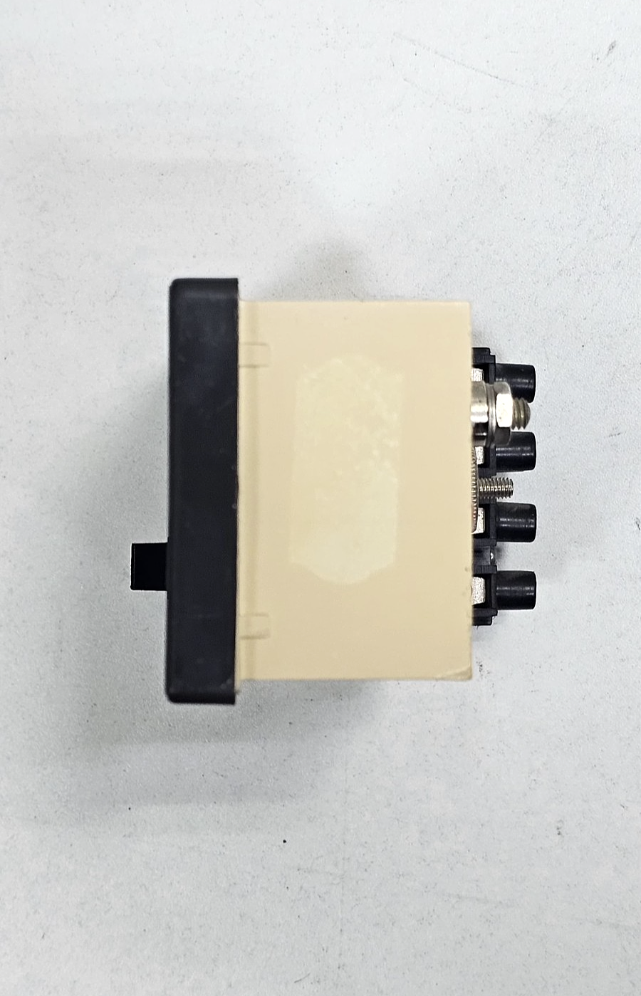 Neuberger  | Analog Panel Ammeter | 0104