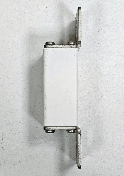 (1 Piece) Eaton Bussmann | 170M1468 | Fuse | 125 A | 700 V | Made In India2