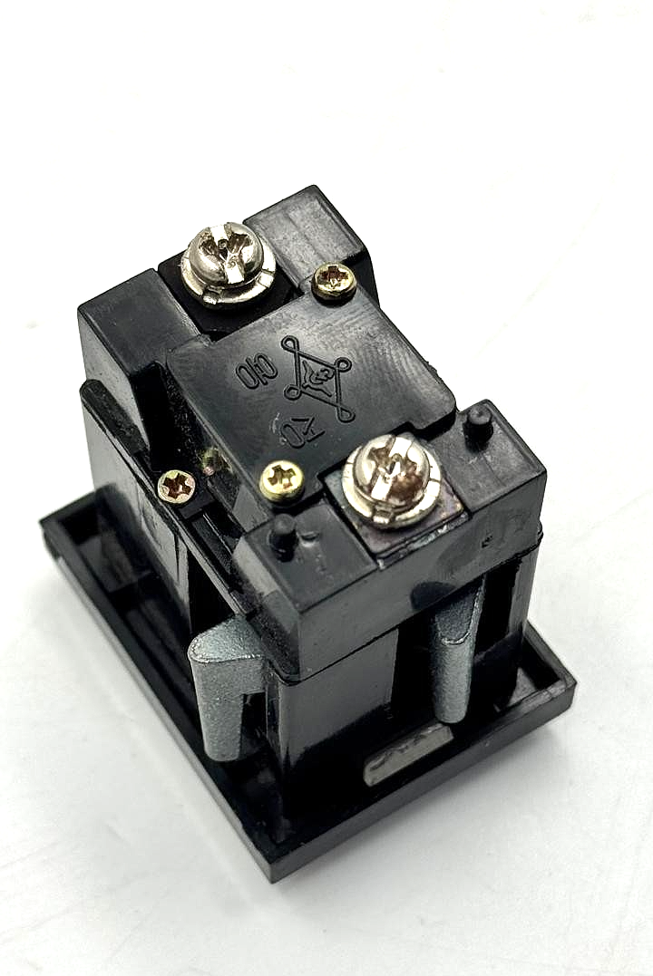 Yong Sung YSRL 34024A Panel Mount Indicator Lamp 24V ( 1 pcs )4