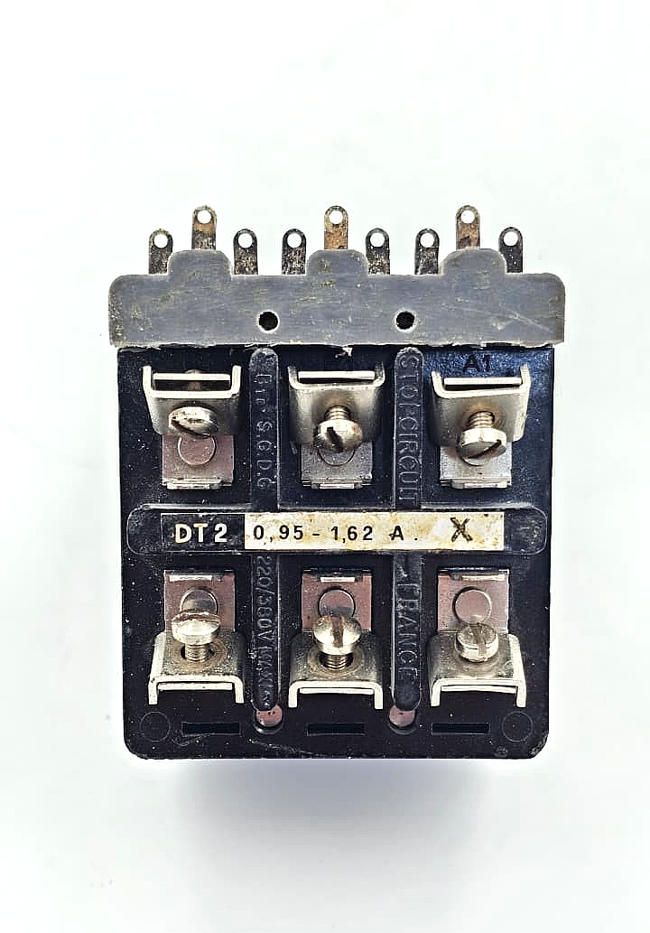 DT2 Thermal Overload Relay 0.95–1.62A Motor Protection Device5