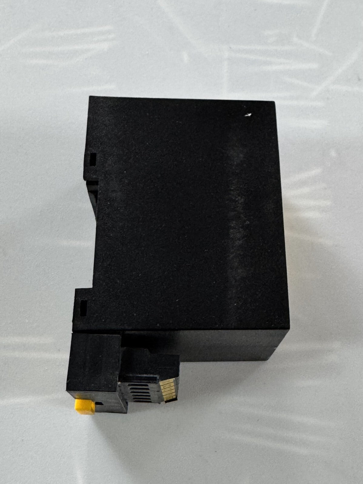 DEIF TAV210DG/3 Voltage Transducer – 320480V Input, 010V Output1