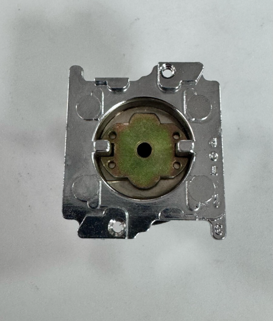 CutlerHammer 10250T105 Operator – Standard Gray Push Button, Made in USA2