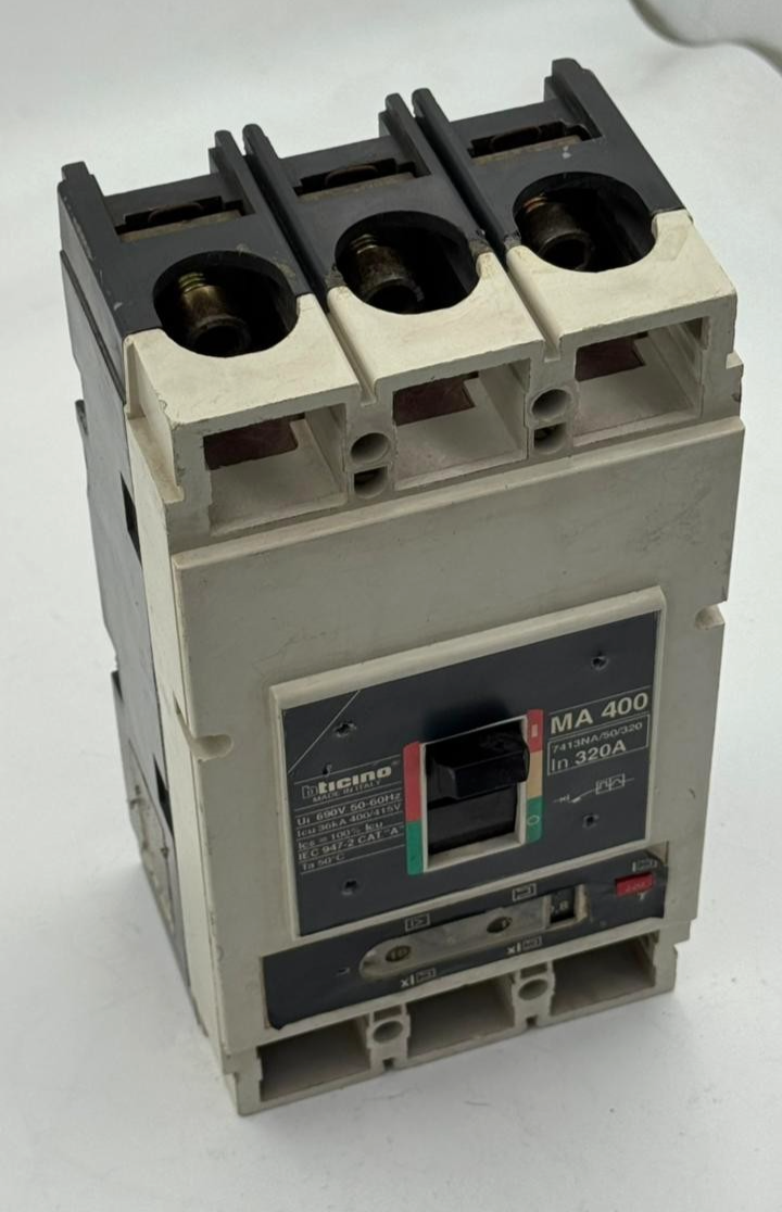 Bticino | MA400 | 320A | circuit breaker (MCCB) | Made in Italy2