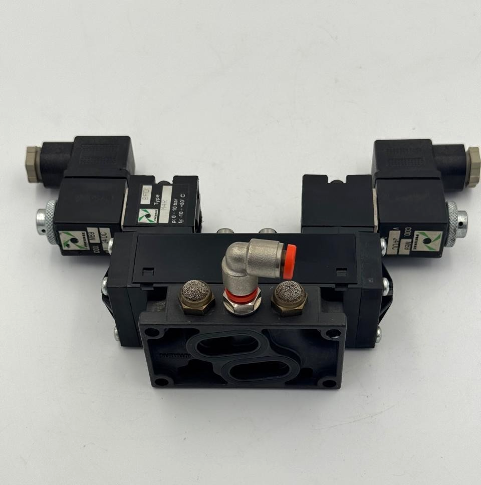 Pneumax  | SGD 1021.52.3.5.M4R Valve | 10 Bar | Made in Italy9