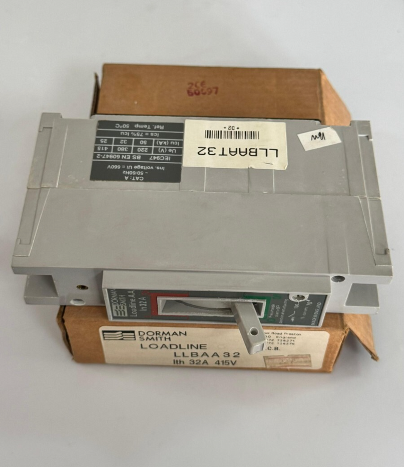 Dorman Smith Loadline AA LLBAAT32 | 32A|415V, 50/60Hz  Miniature Circuit Breaker0