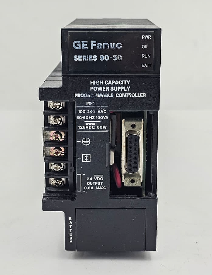 GE Fanuc Series 90-30 IC693PWR330B / 100-240VAC / 100VA / 125VDC / 50W / USA1