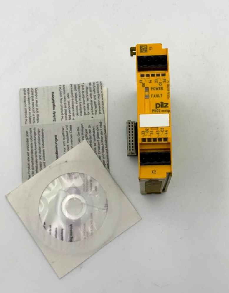 Pilz PNOZ M04P Safety Relay With CD | 773536 | Made in Germany(1 pcs)0