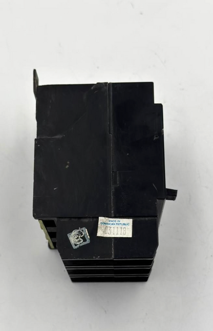 Circuit Breaker 30A | Made in Dominican Republic6
