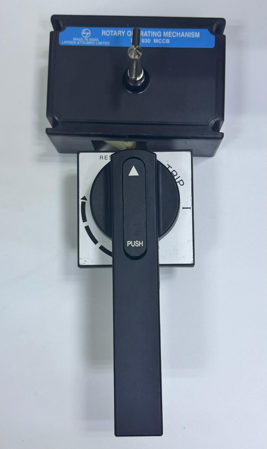 Larsen Rotary Operating Mechanism for DH 630 MCCB | Made In India1