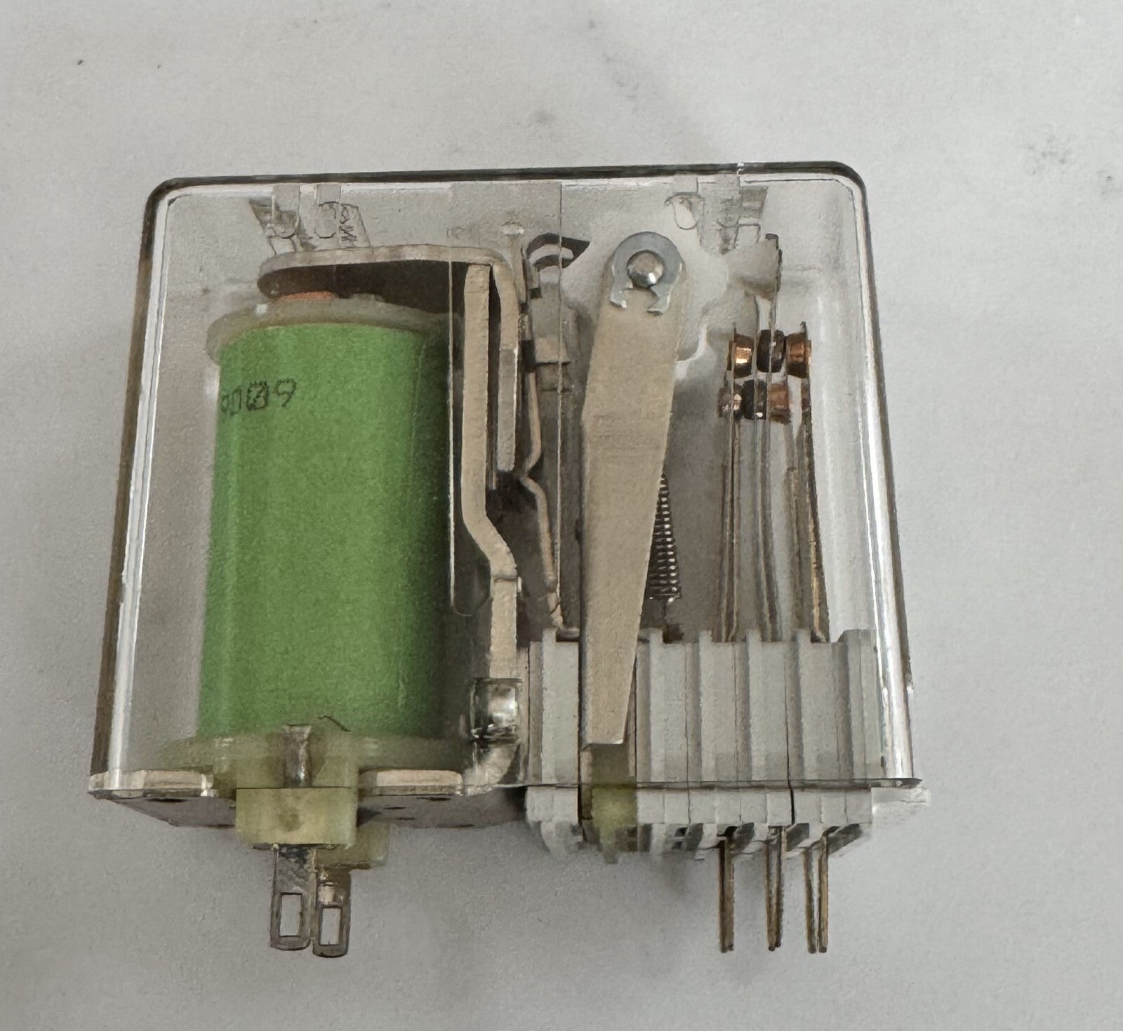 Kuhnke FA2 Relay Module – 220V AC, Made in Germany1
