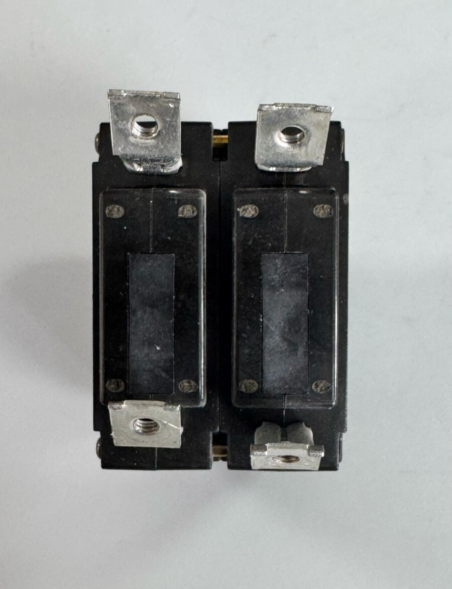 Idec Azumi NRAN2100F Circuit Protector 220V 5A, 250VAC, 6.25T Amps, AA Curve,4