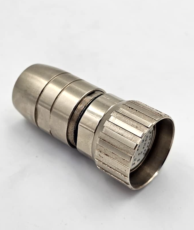 Fieldwireable circular connector0