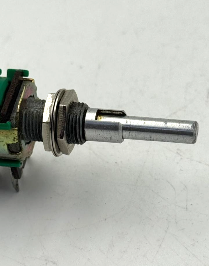 MultiGang Potentiometer SQ 2L096027