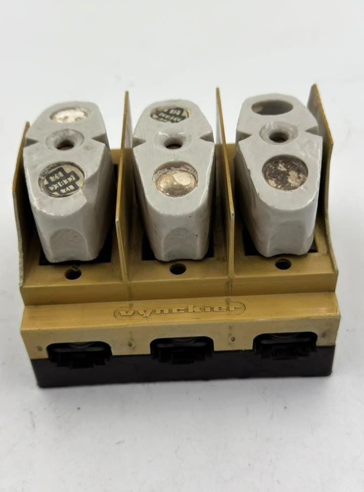 Vynckier | 63A | 500V | Fuse with Holder1