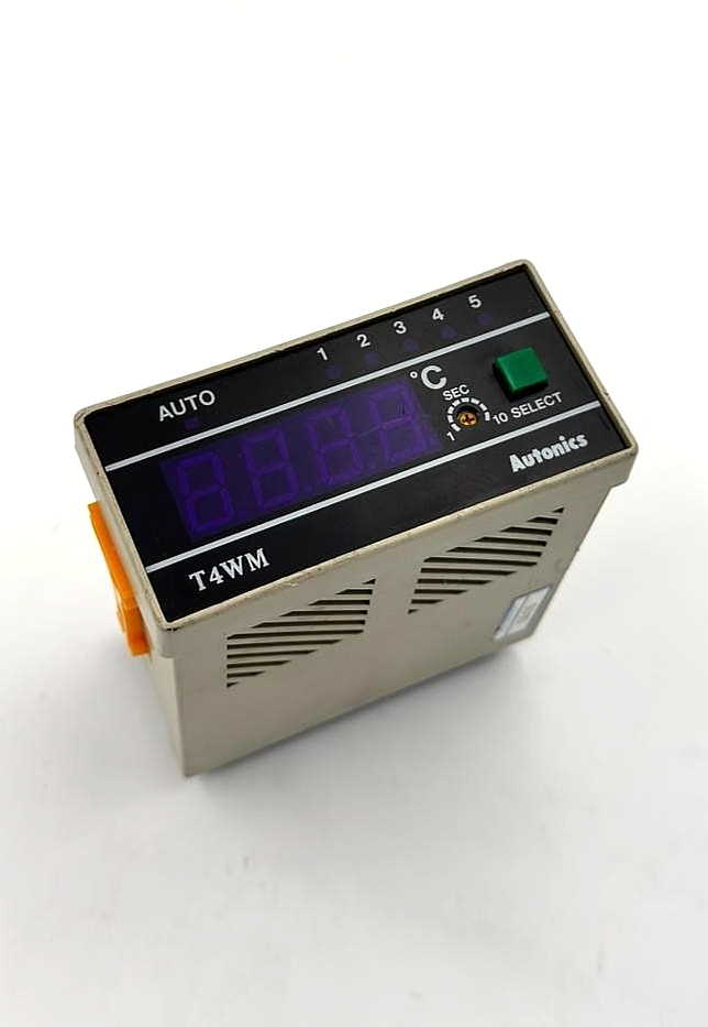 Autonics T4WM Series Digital Temperature Indicator Panel Meter0