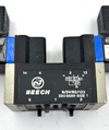 Beech B/24152/123 directional control valve2