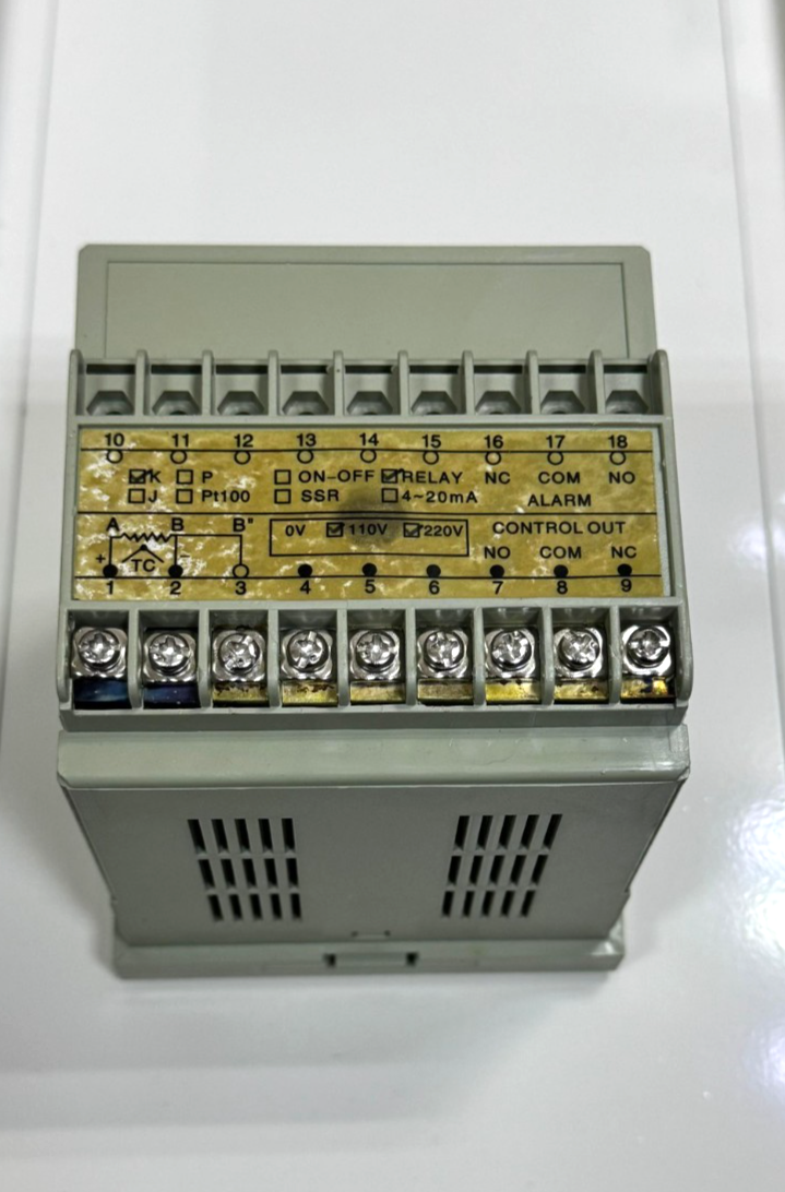 STCO | SG661 | Temperature Controller | Analog | 0–399°C Range4
