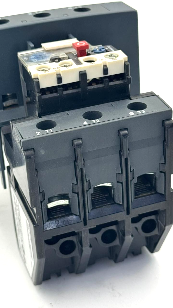Schneider Electric TeSys LRD4369 Thermal Overload Relay | 140 A | Made in France8