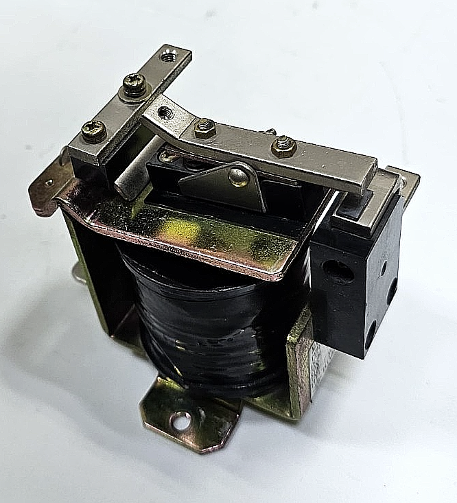 Takada MR6 Magnetic Contactor – 35V DC Coil, 60A Main Contact, NP 0100P, Japan0