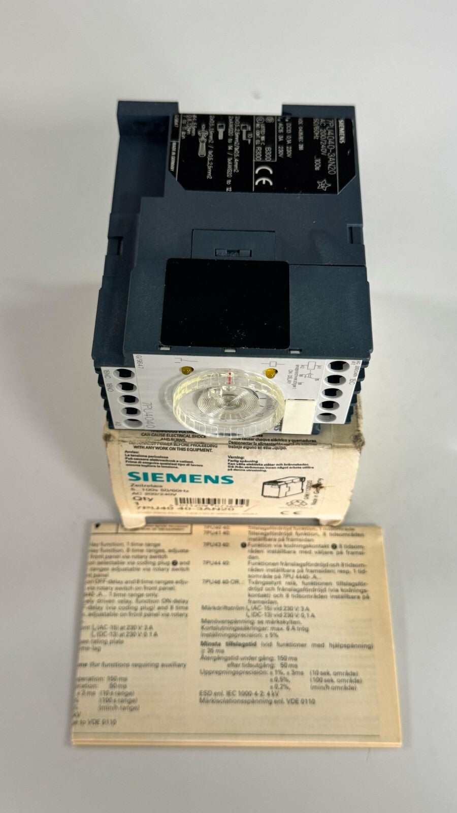 Siemens 7PU40403AN20 Monitoring Relay – AC 200/240V, 50/60Hz, Industrial Contro1