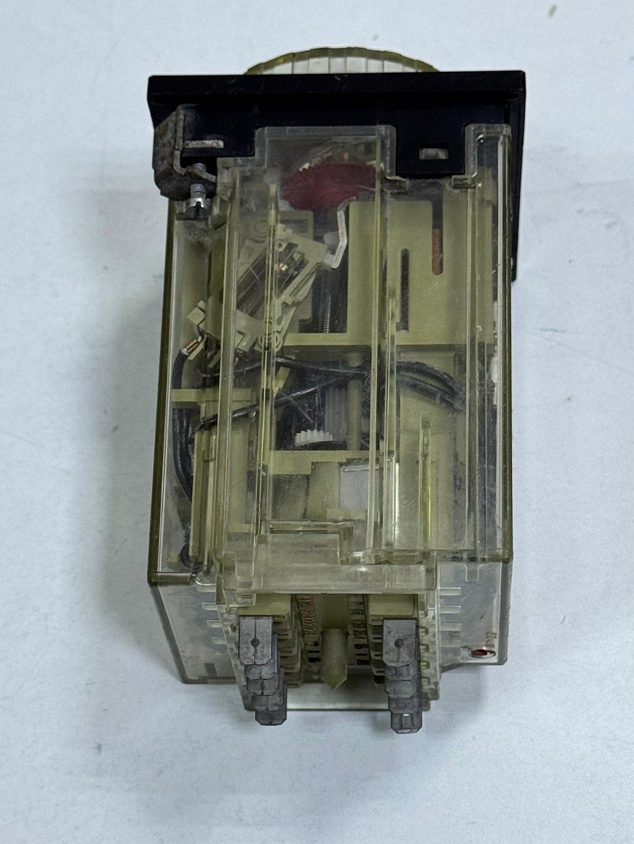 Schleicher Mikroais DZB 521L103 Electromechanical Timer Relay, 220V | German4