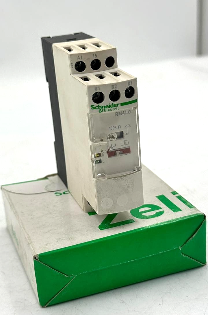 Schneider Electric RM4LG01B Liquid Level Control Relay, 24V AC ( 1 pcs )0