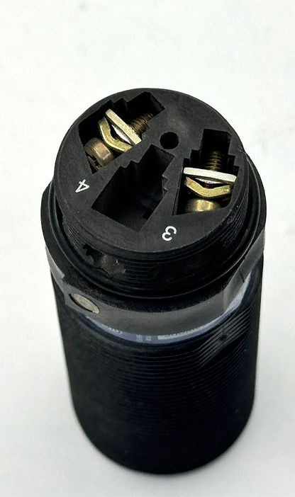Telemecanique XS4P30MA230B Proximity Sensor | Made in France3
