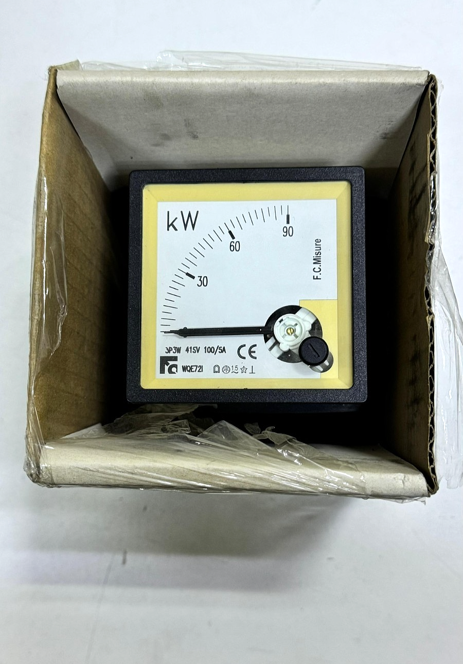 F.C. Misure | WQE721 | Analog Panel Power Meter – 5A Input, 0–90 Scale Range0