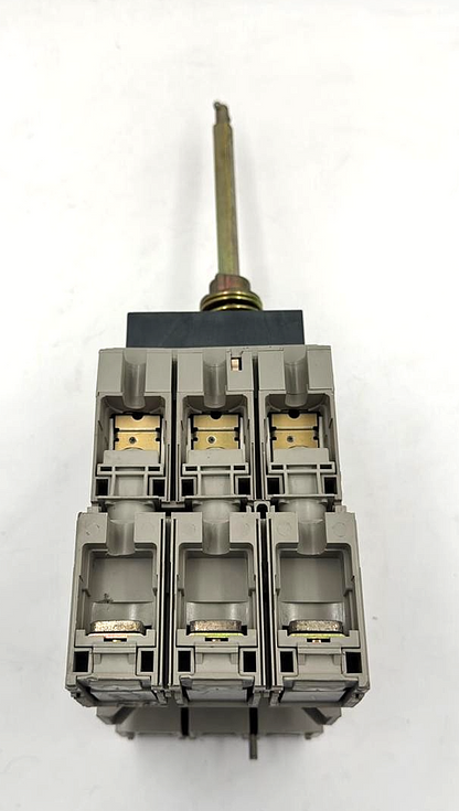 Merlin Gerin NS100-160-250 Circuit Breaker | 100 A 7