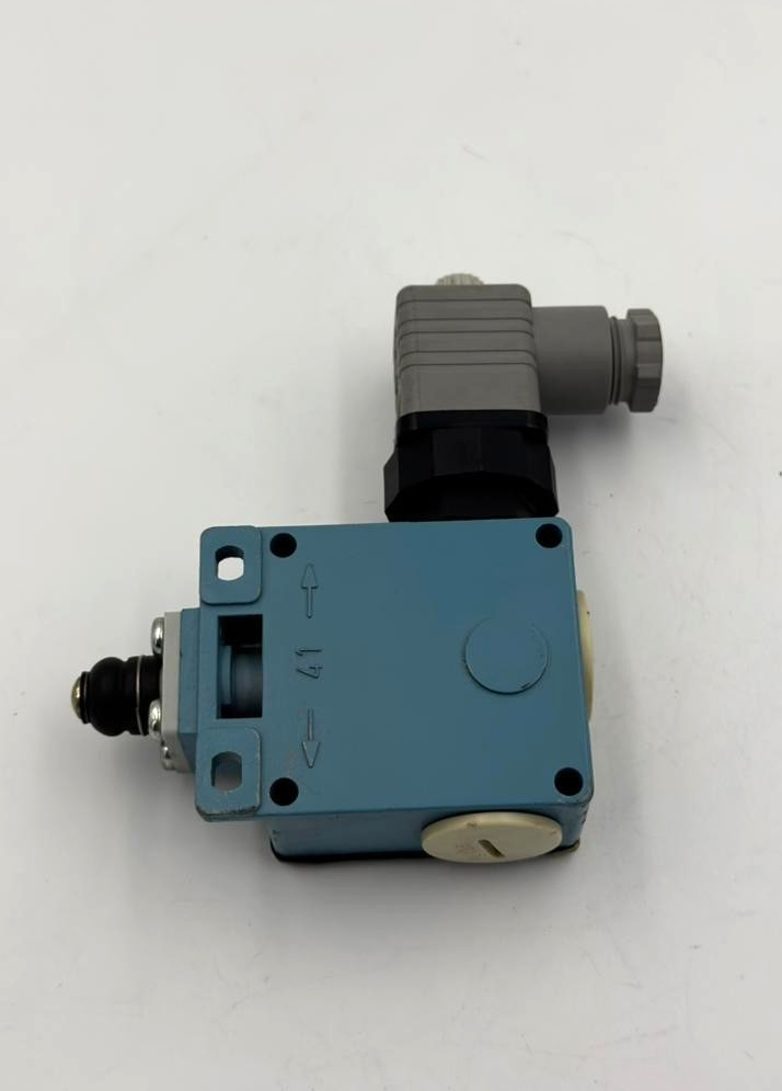 Crouzet | 838400 | Limit Switch | Made in France2