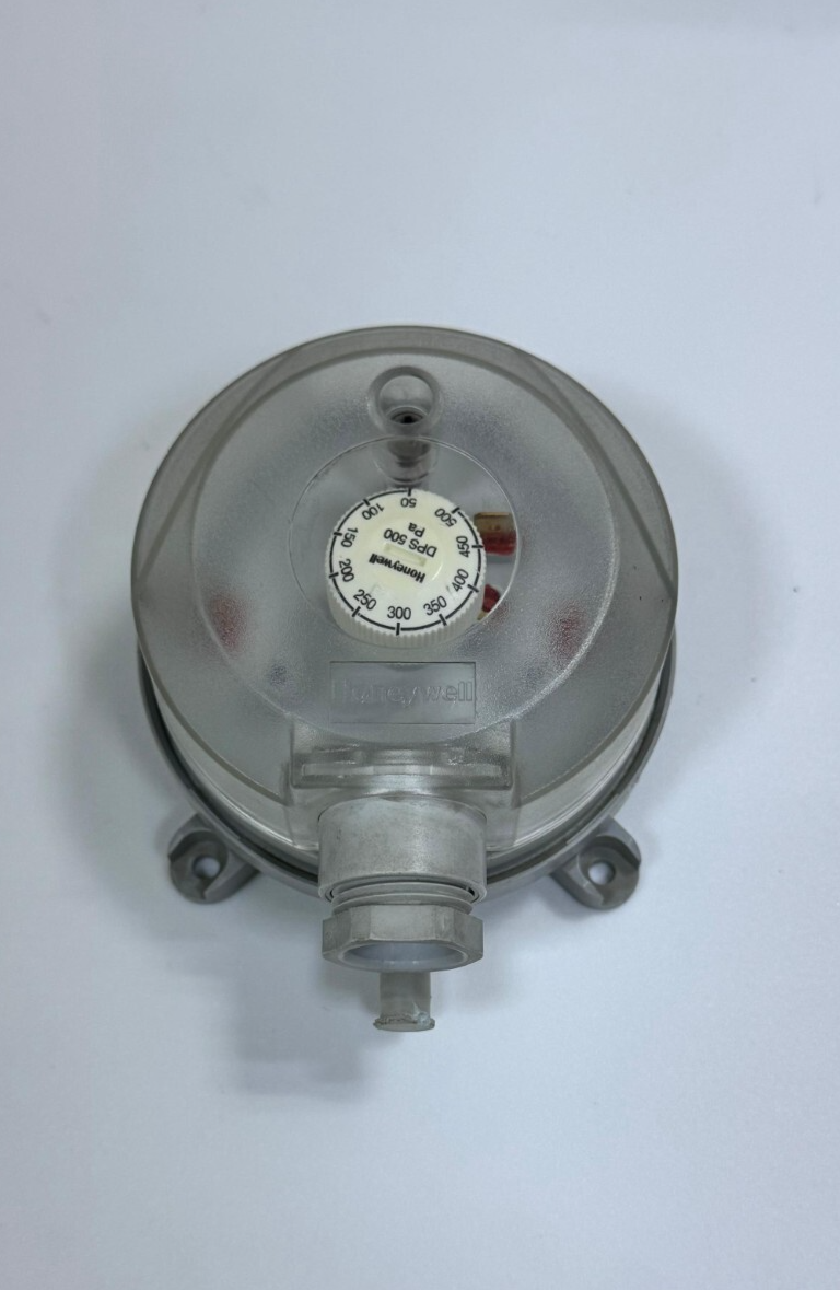 Honeywell DPS 500 Pa Differential Pressure Switch – Air/Gas Monitoring Sensor0