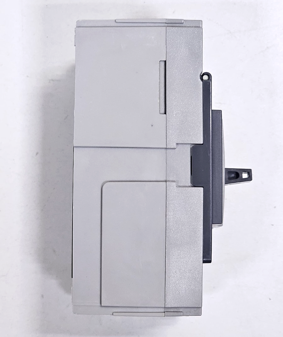 HYUNDAI | UAB 100S | Molded Case Circuit Breaker | 32A | Made In Korea5