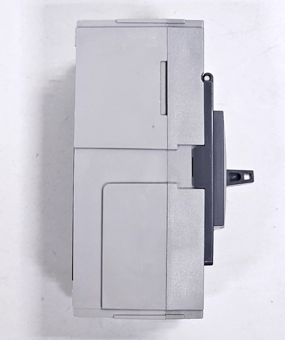 HYUNDAI | UAB 100S | Molded Case Circuit Breaker | 32A | Made In Korea5