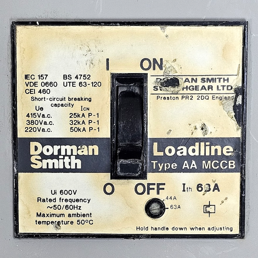 Dorman Smith Loadline | AA MCCB | 68A,600V | Moulded Case Circuit Breaker2
