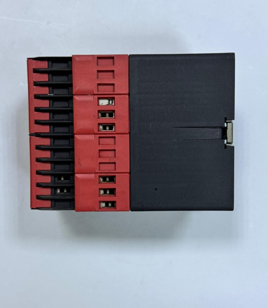 Telemecanique XPSVN Safety Relay XPSVN1142LF – 24V DC, Dual Channel2
