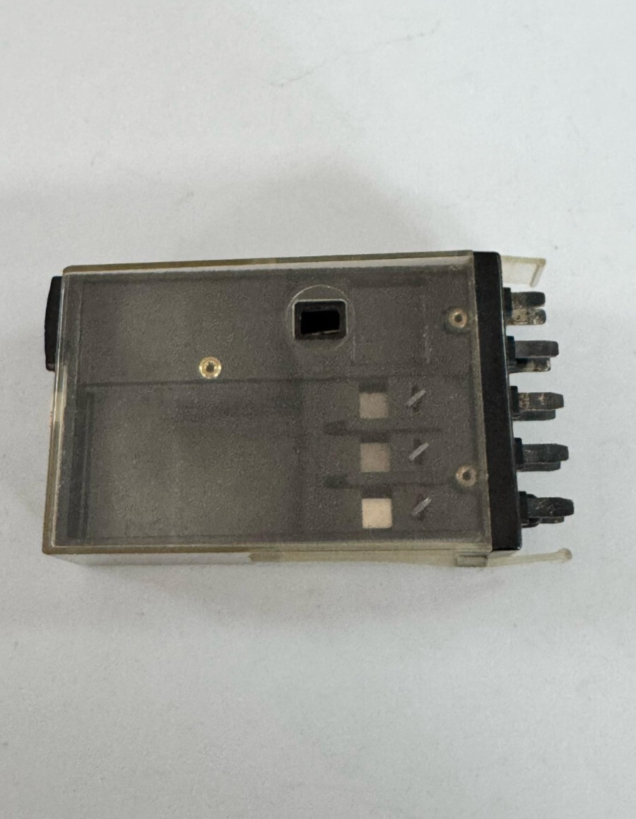ASEA RVZP 10 SEN 2801 Relay Unit – 380V 5Pole, Industrial Electrical Component3