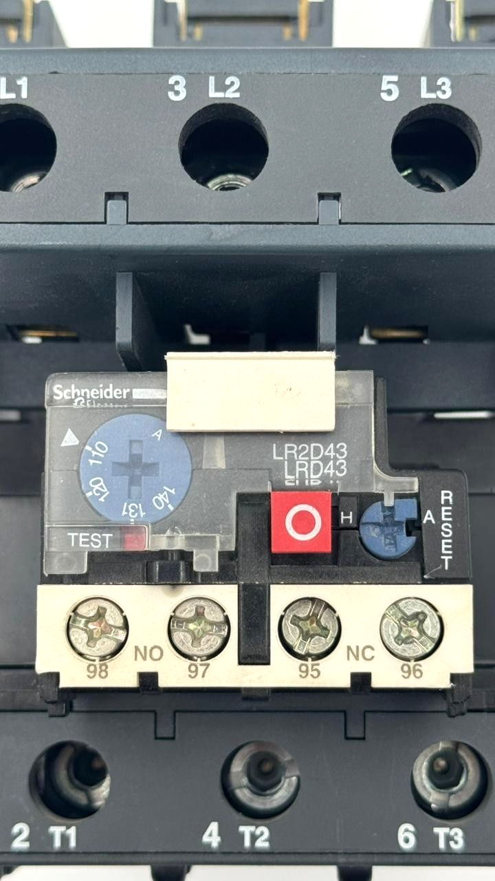 Schneider Electric TeSys LRD4369 Thermal Overload Relay | 140 A | Made in France2