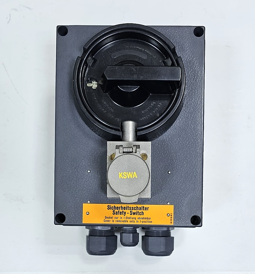 STAHL 8537/17057000 ExplosionProof Safety Switch0