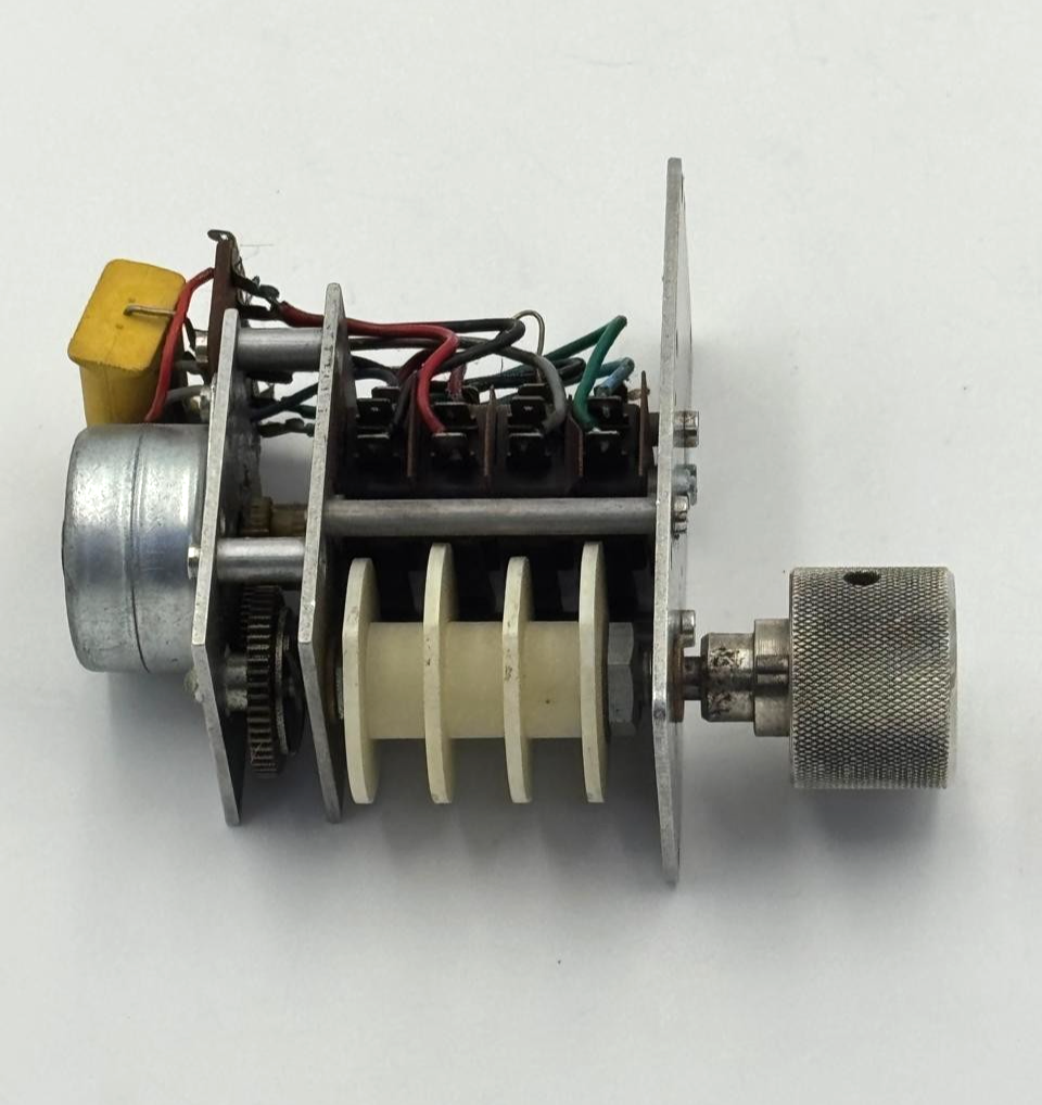 Motorized Rotary Switch | 619 R3 | 48 V0