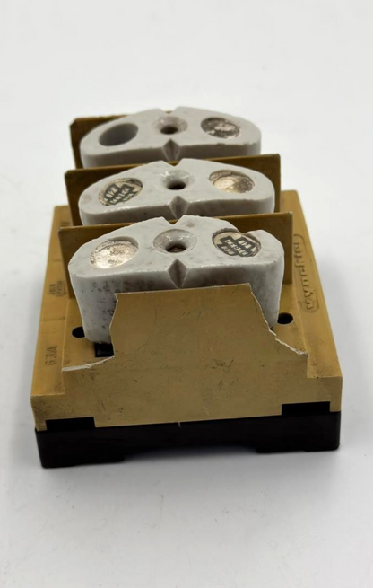 Vynckier | 63A | 500V | Fuse with Holder3