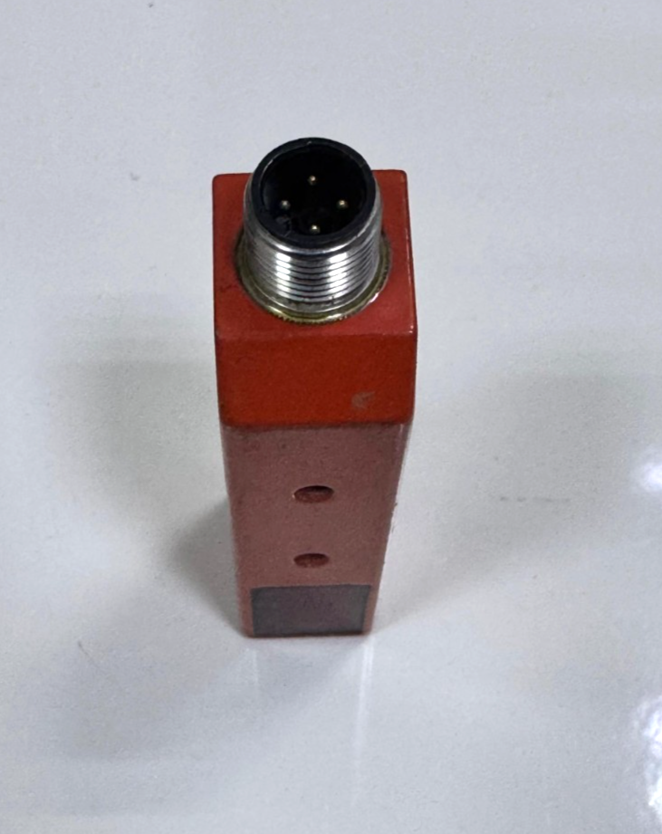 Leuze Electronic | PRK 97/4 L | Photoelectric Sensor | Made in Germany3