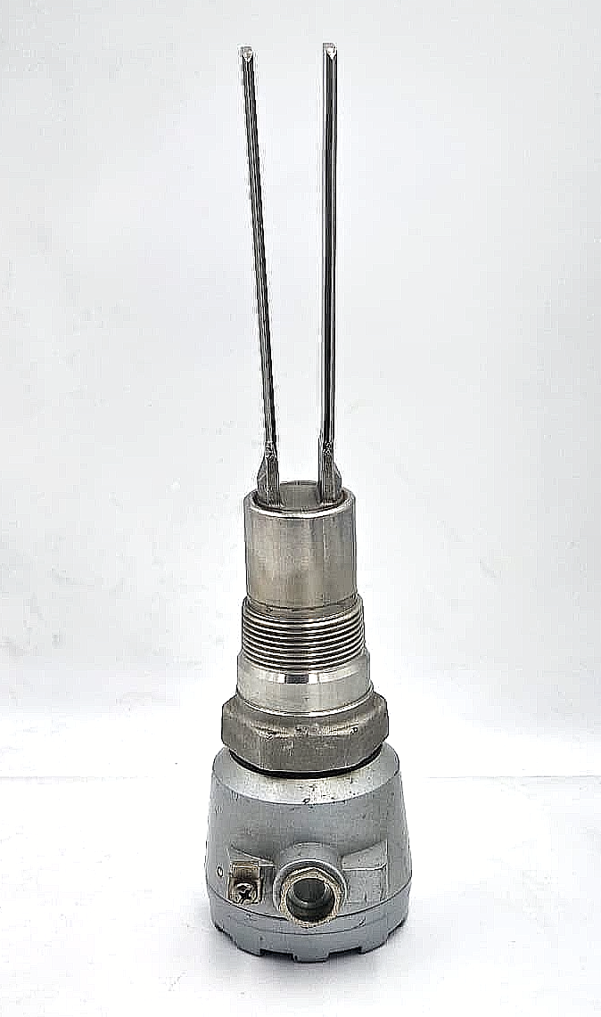 Endress+Hauser Soliphant FTM 930GR1ACSN Vibronic Point Level Switch3