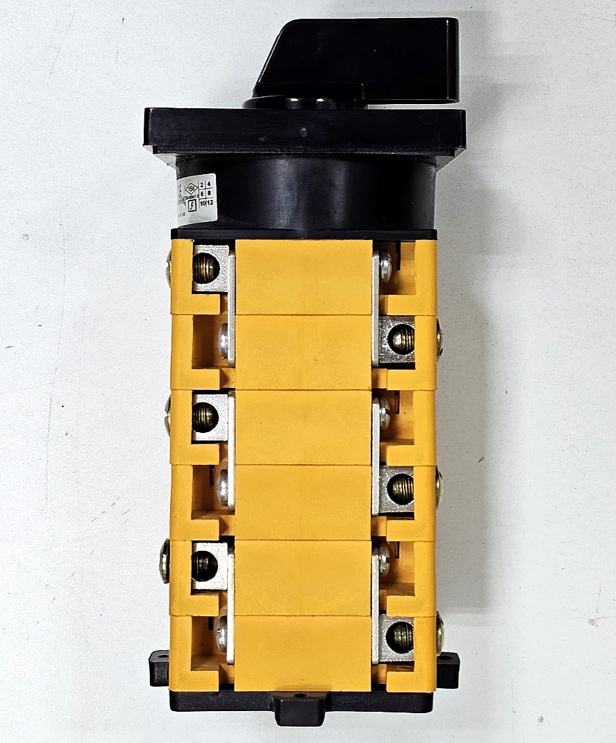 OPAS | YPT3 05 100 | Changeover Switch | 3Phase | 100 A6