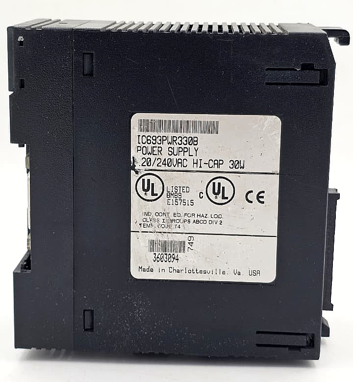 GE Fanuc Series 90-30 IC693PWR330B / 100-240VAC / 100VA / 125VDC / 50W / USA2