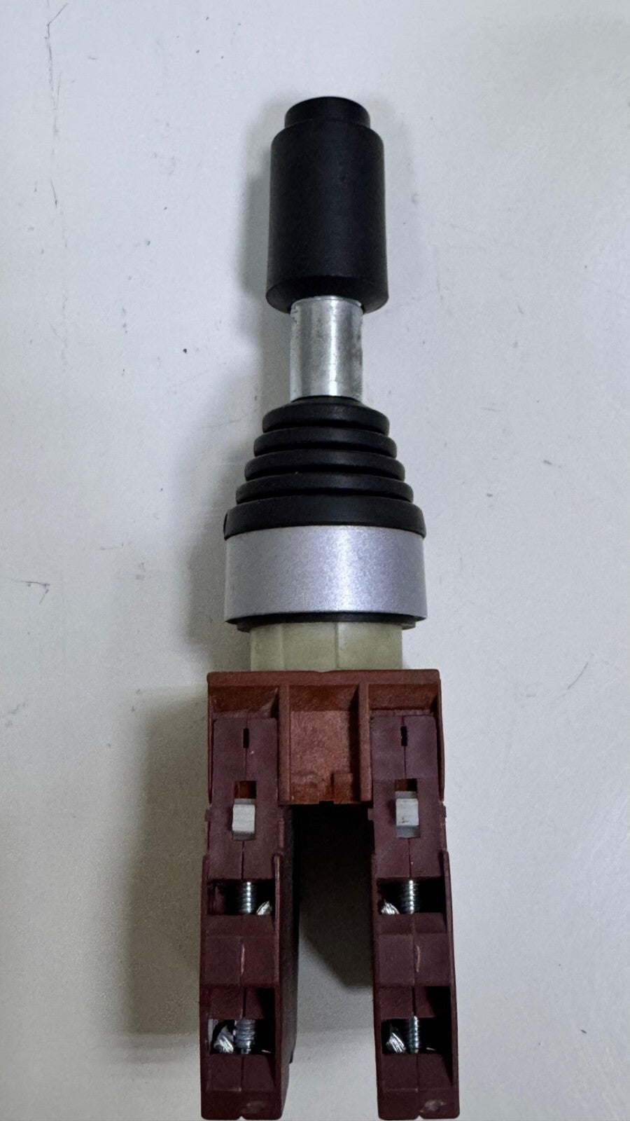 Siemens 3SB14 000J Contact Block, 2NO, 660V, 10A, Industrial Push Button Switch3