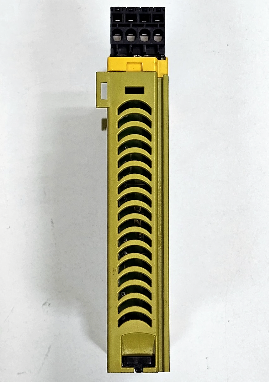 Pilz | PNOZ mo4p | Safety Relay | 773536 | Made in Germany4