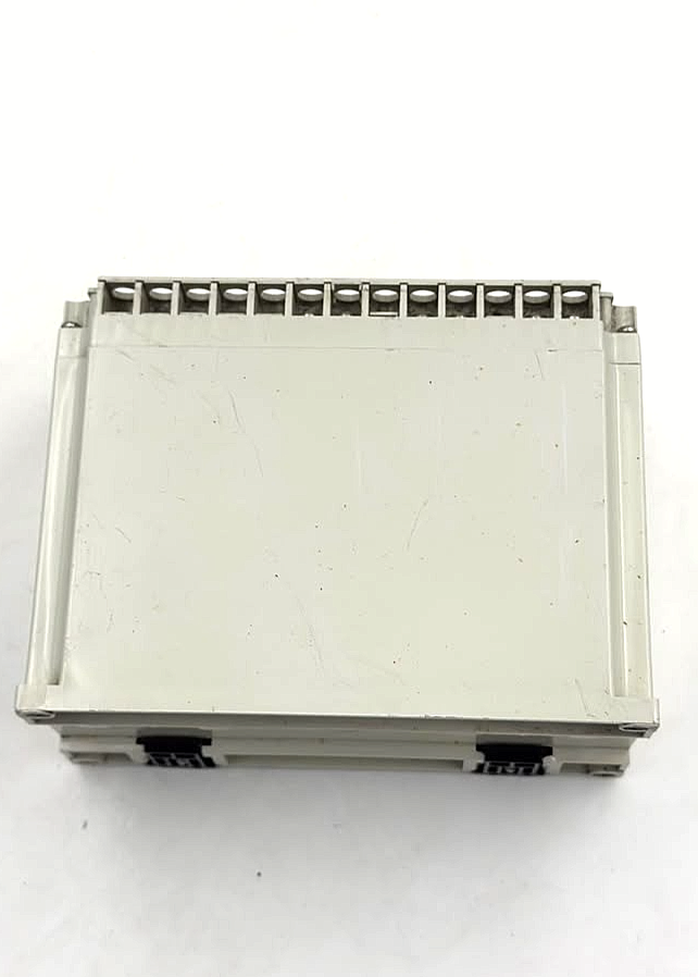 Daejoo DT-3V-C1A Voltage Transducer | AC 110/220V - saleem al tamimi electric equipment trading co llc-UAE