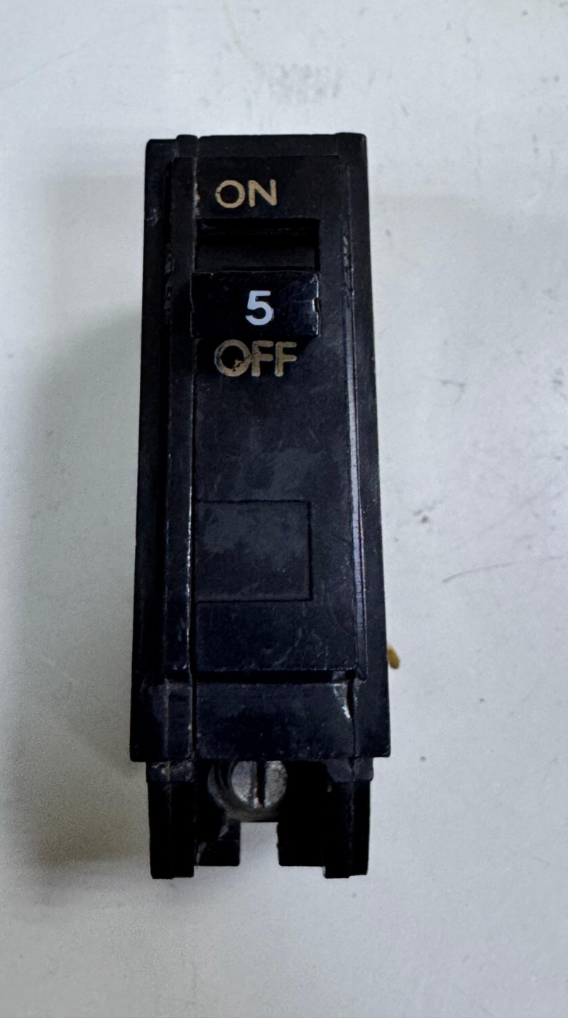 ALLENWEST Stumplex BTQL 1205 BE – 5A Circuit Breaker, 415V AC | Made In UK0