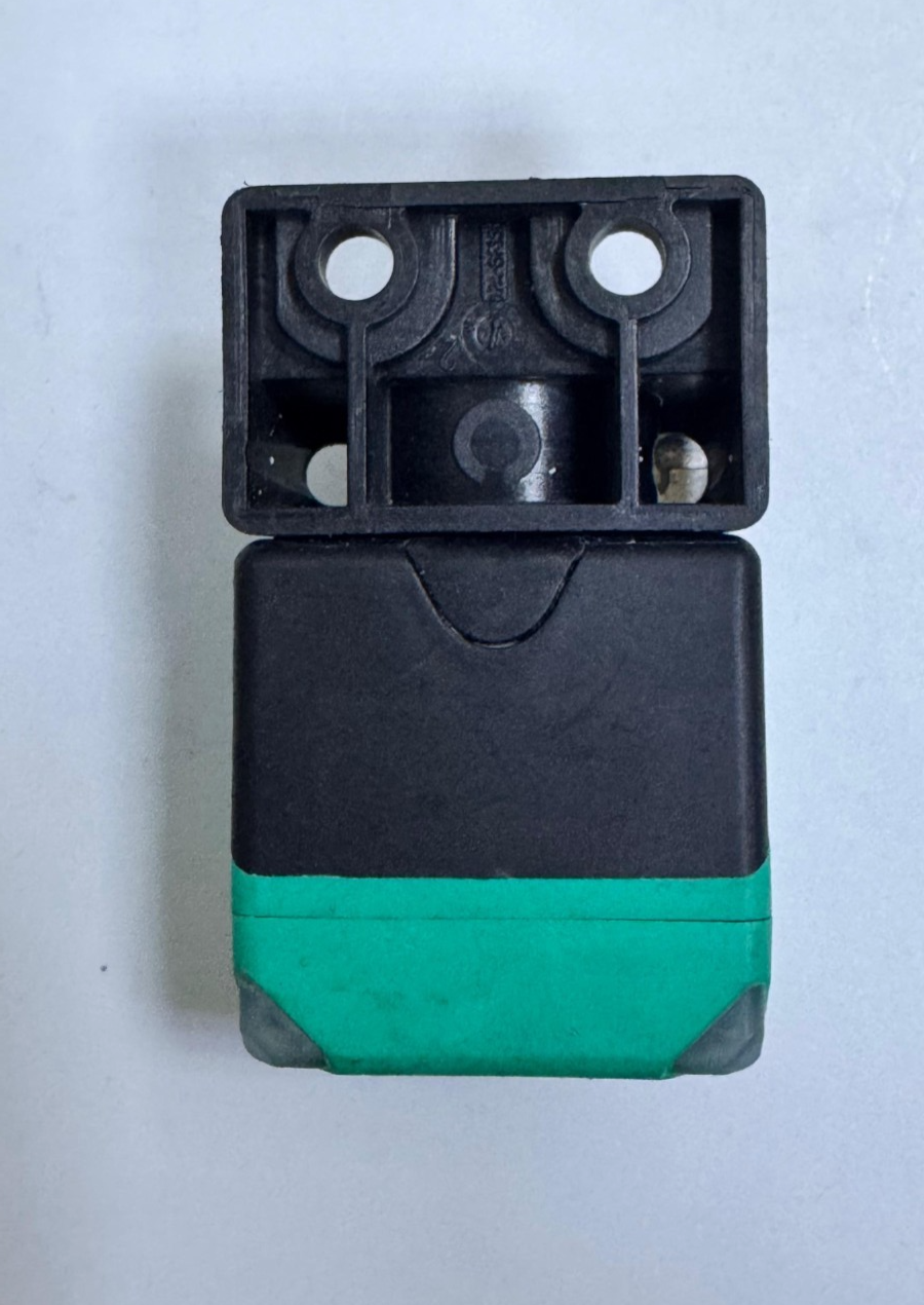 Pepperl+Fuchs NBN 40L2A2V1 Inductive Proximity Sensor | 40mm Sensing Range3